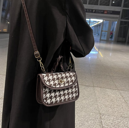 Small And Trendy Checkerboard Crossbody Bag