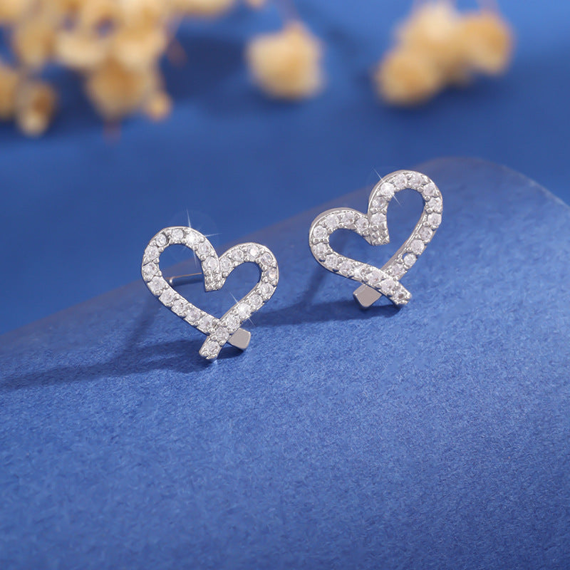 Fashion Irregular Heart Stud Earrings For Women Simple