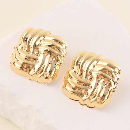 Retro Minority Artistic Personality Fashion Ear Studs